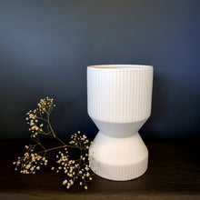 Load image into Gallery viewer, Vases