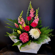 Load image into Gallery viewer, Boxed Posy