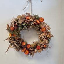 Load image into Gallery viewer, Autumn 35cm - full dried wreath - Blanc Flowers