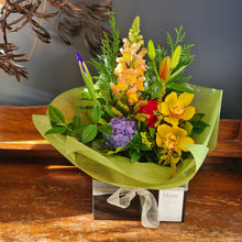 Load image into Gallery viewer, Boxed Posy