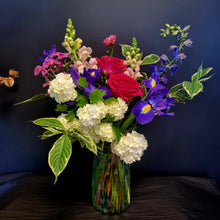 Load image into Gallery viewer, Eco friendly Posy in Vase