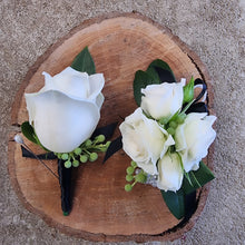 Load image into Gallery viewer, Fresh Flower Corsage + Buttonhole Set