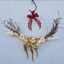Load image into Gallery viewer, Dried Floral Wire Wreath
