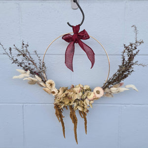 Dried Floral Wire Wreath