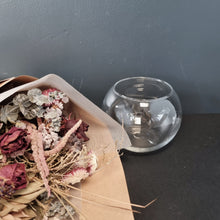 Load image into Gallery viewer, Vases