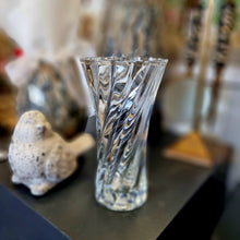 Load image into Gallery viewer, Vases