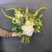 Load image into Gallery viewer, Bouquets