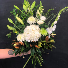 Load image into Gallery viewer, Bouquets
