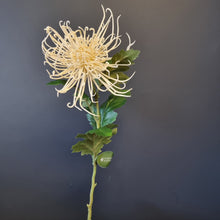 Load image into Gallery viewer, Silk Flowers Individual Stems
