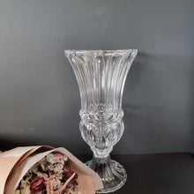 Load image into Gallery viewer, Vases
