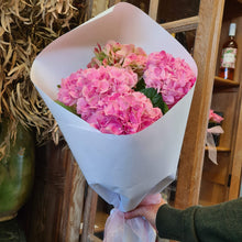 Load image into Gallery viewer, Summer Special Hydrangea Bouquet
