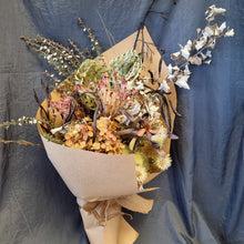 Load image into Gallery viewer, Dried Flower Bouquets

