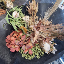 Load image into Gallery viewer, Dried Flower Bouquets
