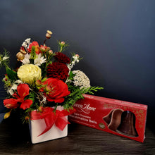 Load image into Gallery viewer, Christmas Special - Flowers and Chocolates

