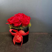 Load image into Gallery viewer, Vase of Preserved Roses - Blanc Flowers
