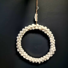 Load image into Gallery viewer, Hanging Shell Circle
