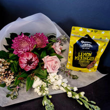 Load image into Gallery viewer, Winter SPECIAL - Flowers and Fudge
