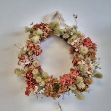 Load image into Gallery viewer, Dried Flower Wreath
