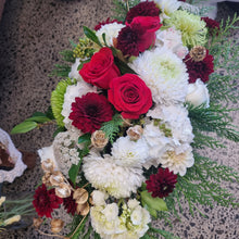 Load image into Gallery viewer, Christmas Centerpiece
